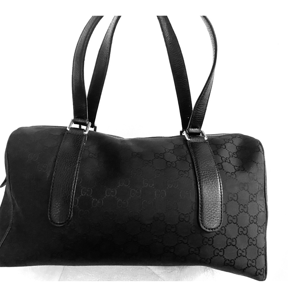 Black Gucci purse